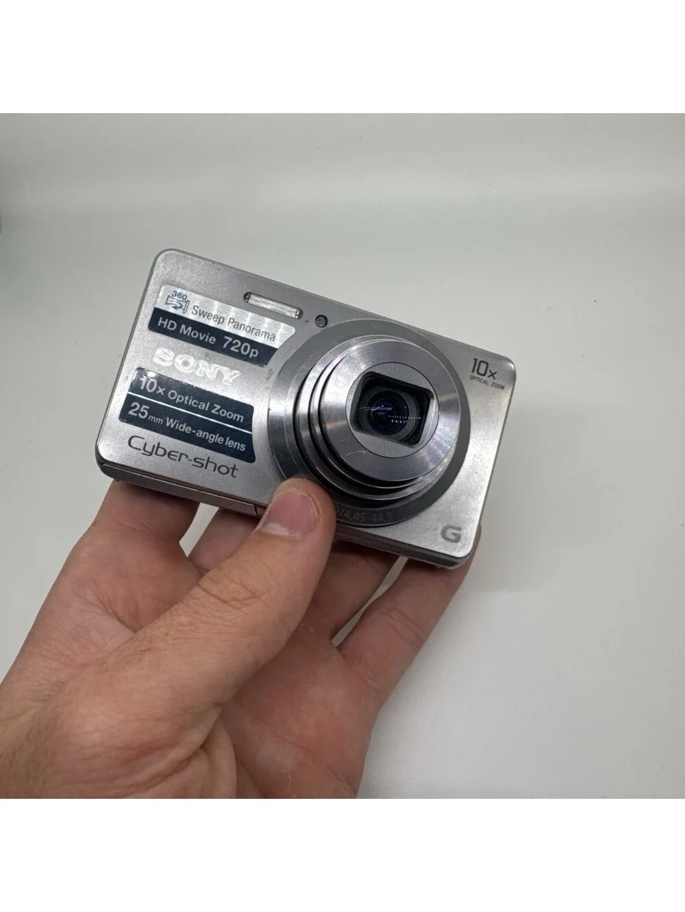 Sony Cybershot Lens G 16.1 Megapixel Optical Steady Shot DSC-W690 -No Charger